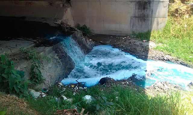 Lavandería contamina río y tierras en comunidad de Huejotzingo (Puebla)