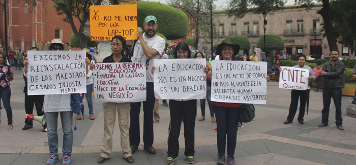 profesores-cesados-se-unen-a-movilizacion-nacional