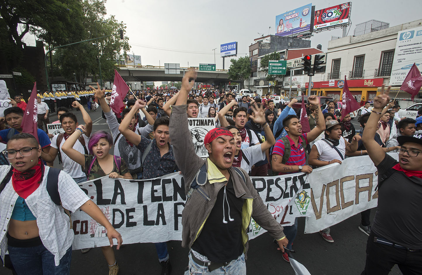 Arturo Lara © Todos los derechos reservados