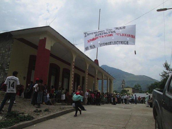 Empresa renuncia a proyecto hidroeléctrico en la Sierra Norte de Puebla