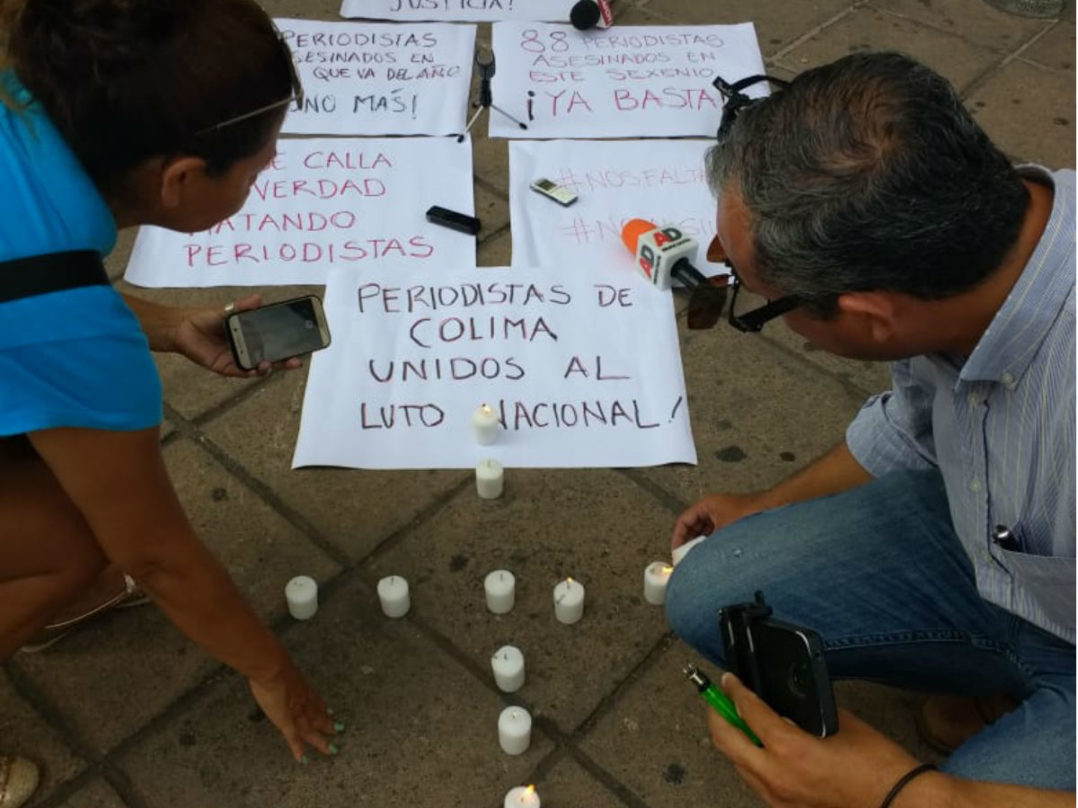 El “Ustedes quieren votos, nosotros justicia”, también resuena en Colima