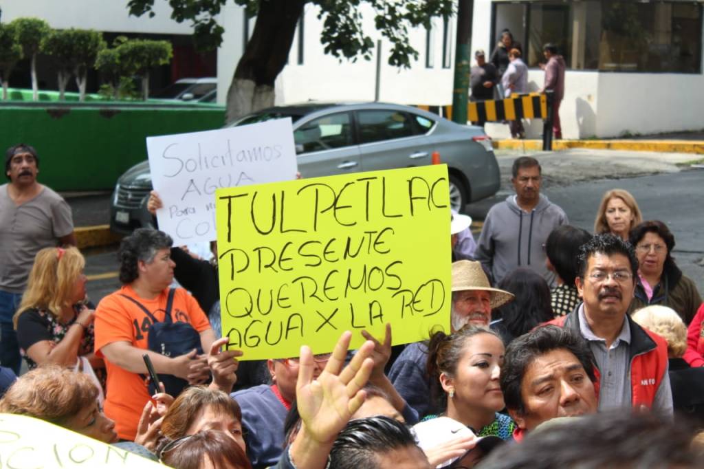 VIDEO: Vecinos de Ecatepec protestan por falta de agua en la CAEM; llevan años sin el servicio