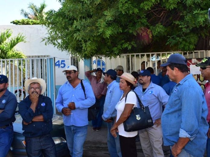 Sindicalizados de Jumapaang advierten de paro laboral por deuda (Sinaloa)