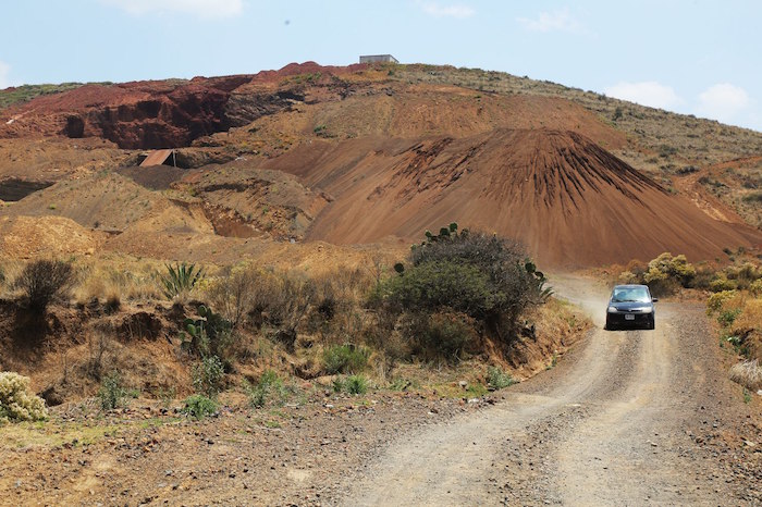 60 minas de piedra para el NAIM arrancan vida en Tepetlaoxtoc, con la venia federal y de Edomex