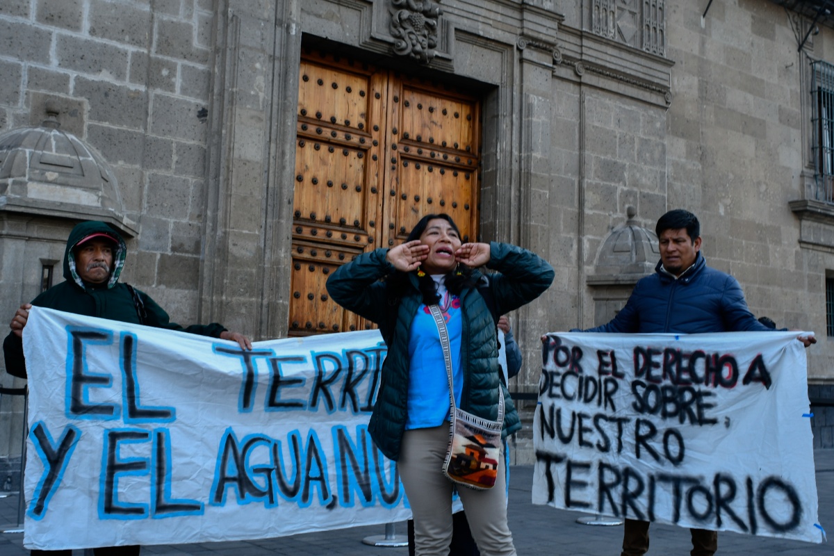 Subsecretario incurre en interferencia de poderes al apoyar a minera en Puebla