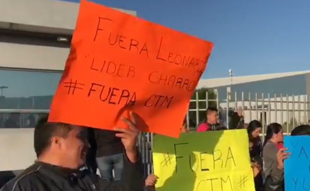 Obreros de maquiladora de Victoria piden salida de su líder sindical por traidor (Tamaulipas)