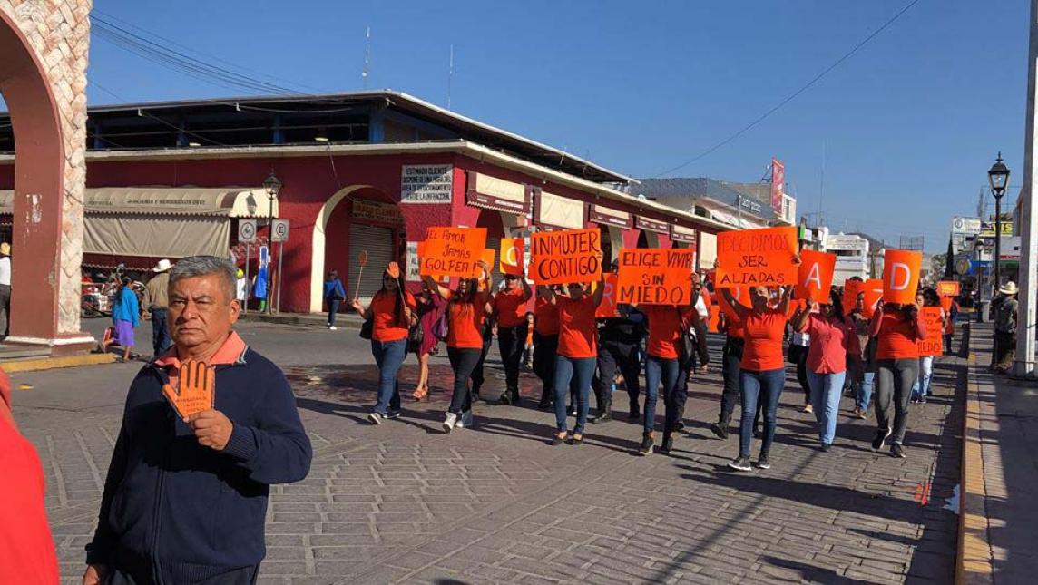Marchan para exigir alto a la violencia en Huajuapan, Oaxaca
