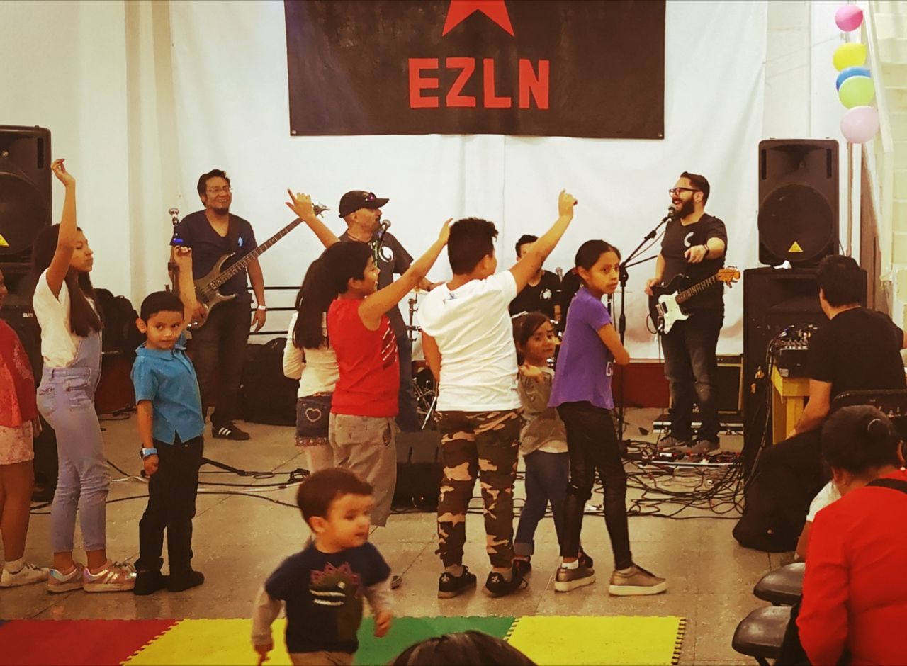 Por un mundo donde quepan las niñas y los niños: música, baile y creatividad en el festival “Los zapatitos de Zapata”.