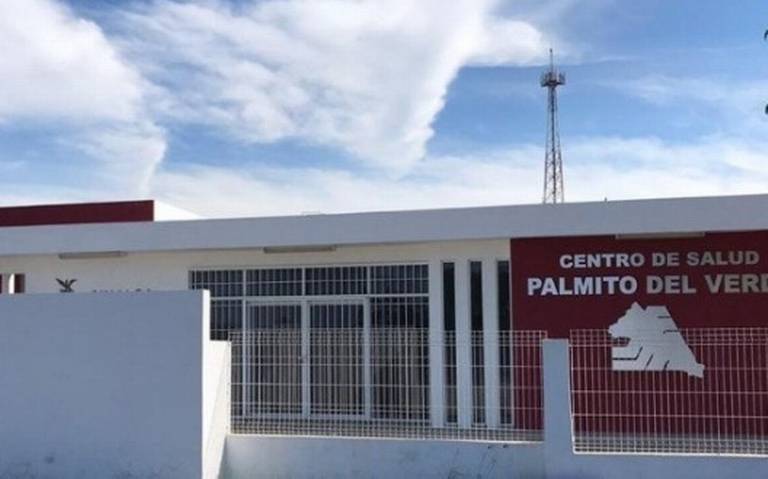 Reclaman palmitecos apertura del Centro de Salud (Sinaloa)