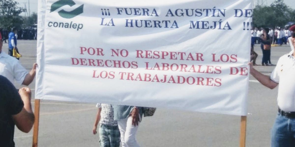 En pleno desfile protesta contra Agustín de la Huerta (Tamaulipas)
