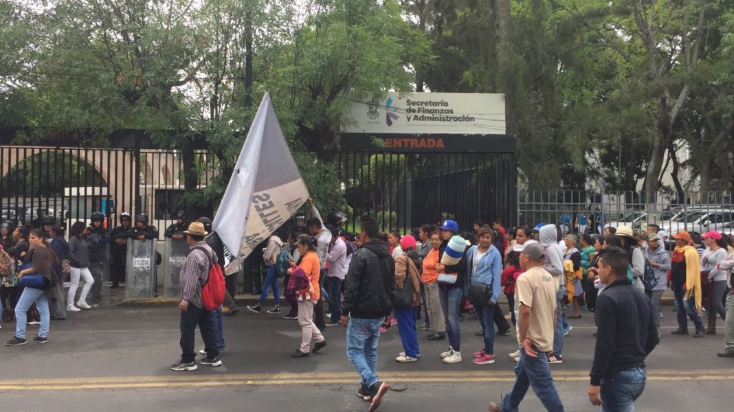 Se agudiza crisis en sector educativo de Michoacán