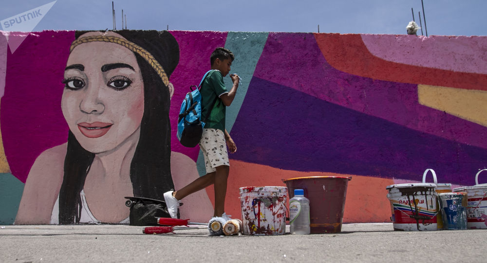Los rostros de desaparecidos toman los muros de Ciudad de México