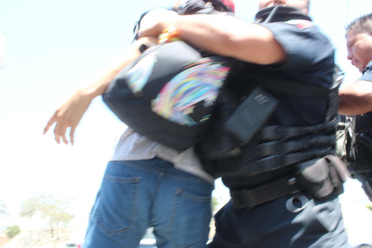 Agreden policías de Tijuana a dos fotoperiodistas (Baja California)