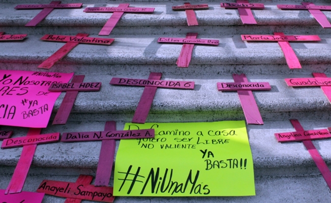 Reportan un feminicidio por día en el Estado de México