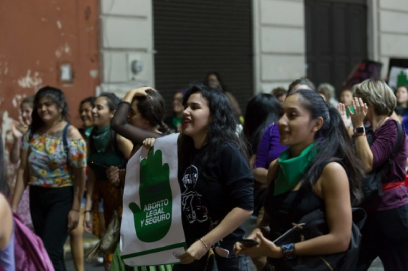 Cientos de mujeres marcharon en Yucatán por la despenalización del aborto