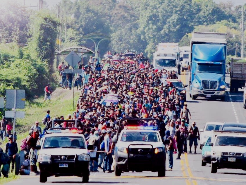 El gobierno de AMLO usa al “nuevo Cisen” para monitorear las caravanas migrantes