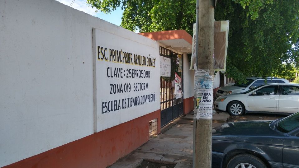Escuelas de Loma Linda, amenazadas por exhibicionistas (Sinaloa)