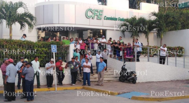 Ejidatarios de Popolnah toman oficinas de la CFE (Yucatán)