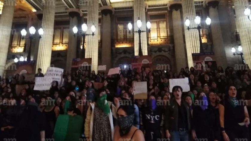 Marchan contra los feminicidios en Guanajuato