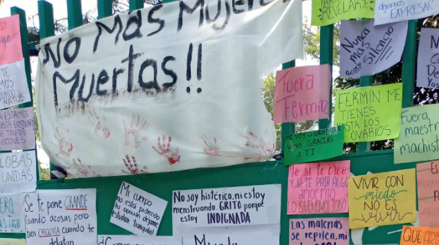 Alumnas de Bachilleres 2 hacen “tendedero de denuncias”; dirección lo quita “por ser evidencia” (Ciudad de México)