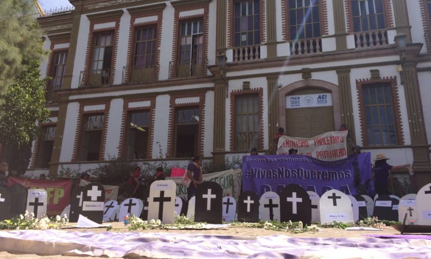 Feministas exigen juicio político contra el fiscal de Oaxaca