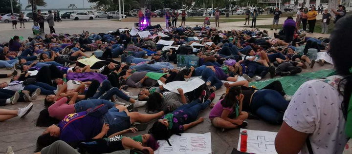 “Estamos ante una emergencia nacional”: Gritan en Chetumal un ‘¡ya basta!’ contra la violencia y el desinterés oficial por impulsar políticas públicas que garanticen la seguridad de las mujeres