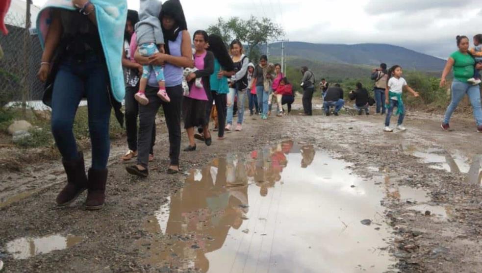 CEAV retira recursos económicos a desplazados de Guerrero