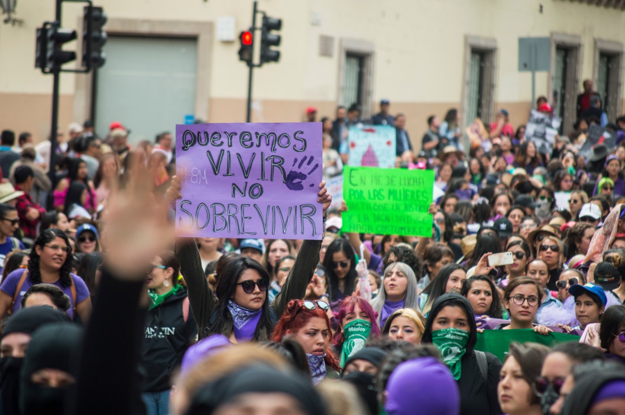 8M: Mujeres muestran fuerza (Zacatecas)