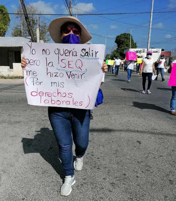 “Yo no quería salir, pero la SEQ me obligó a venir”: En plena contingencia, protestan maestros en FCP contra proceso de la Secretaría de Educación de cambio de centros de trabajo (Quintana Roo)