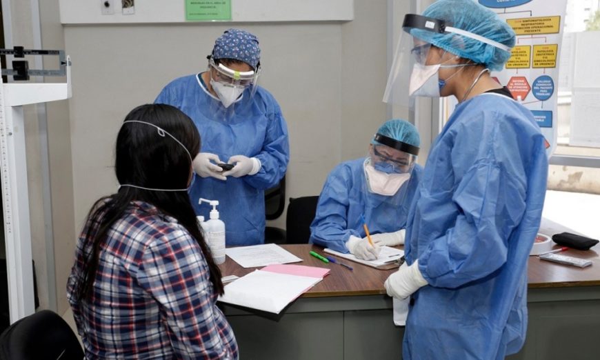 Querétaro despide a trabajadores de la salud sin liquidación en plena pandemia