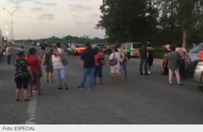 Bloquean carretera Matamoros-Victoria por detención de abogada Susana Prieto (Tamaulipas)
