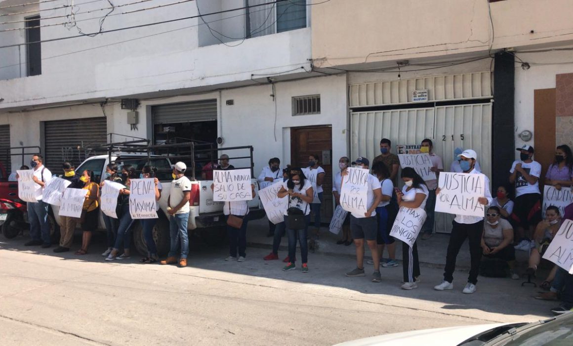 Protestan en Rioverde: exigen justicia por feminicidio  (San Luis Potosí)