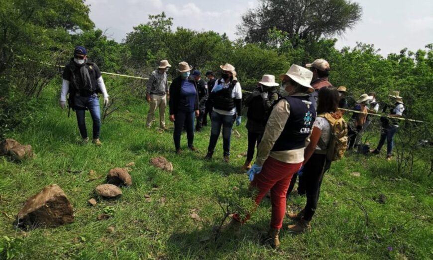 Familiares de desaparecidos hallan huesos y balas en Irapuato y Villagrán (Guanajuato)