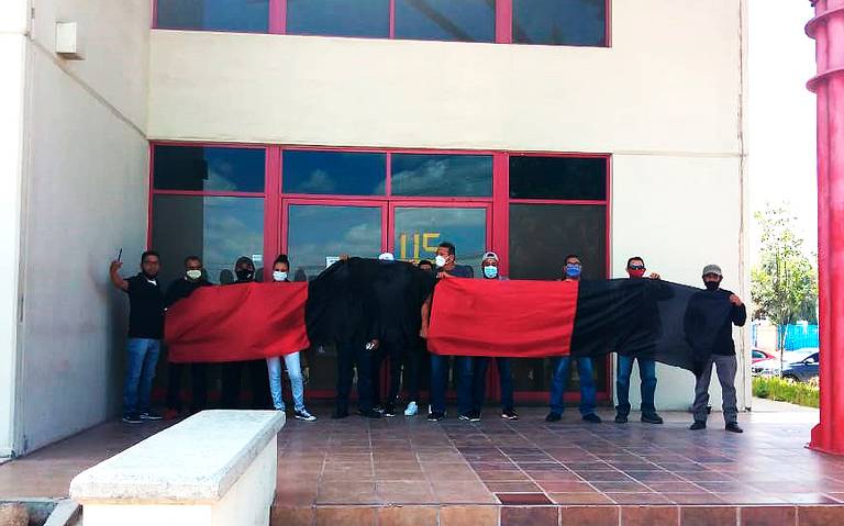 Estallan a huelga trabajadores afectados de la empresa Challenger (San Luis Potosí)