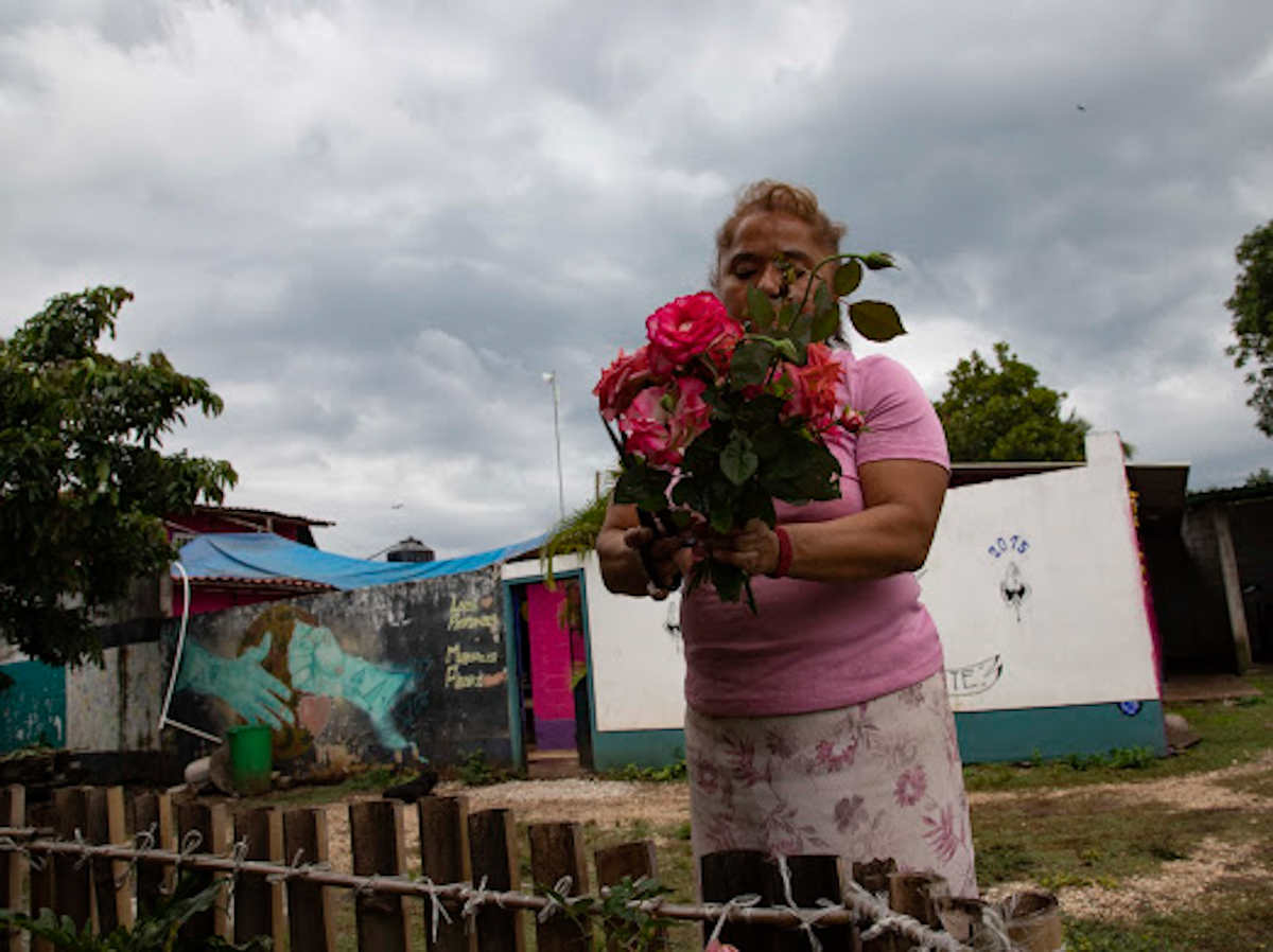 Las Patronas sobreviven y se reinventan durante la pandemia