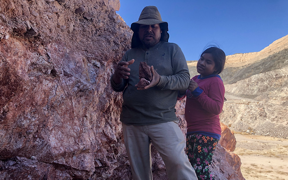 Los jornaleros que buscan oro en el desierto de Sonora