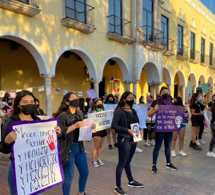 Mujeres tomaron las calles de Valladolid (Yucatán)