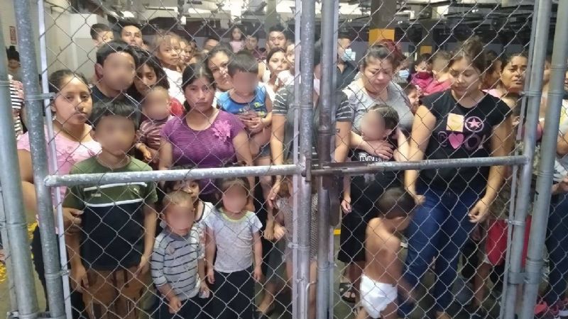 Como en EU con Trump, México mantiene a migrantes, incluidos niños, hacinados en jaulas (Video)