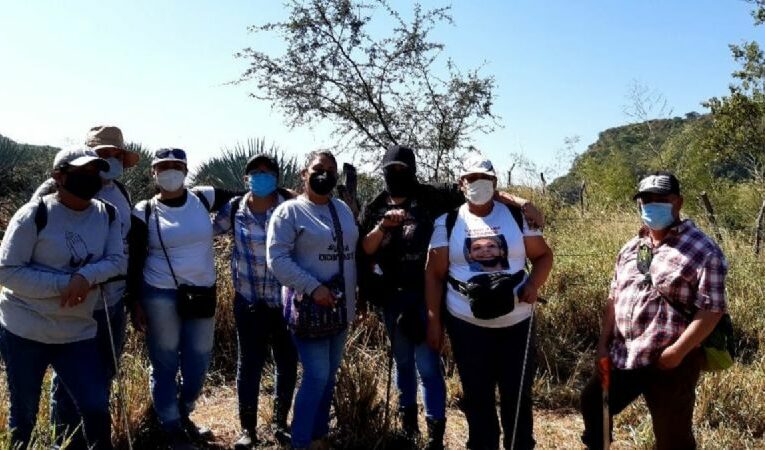 Roban herramientas a colectivo de desaparecidos de Colima