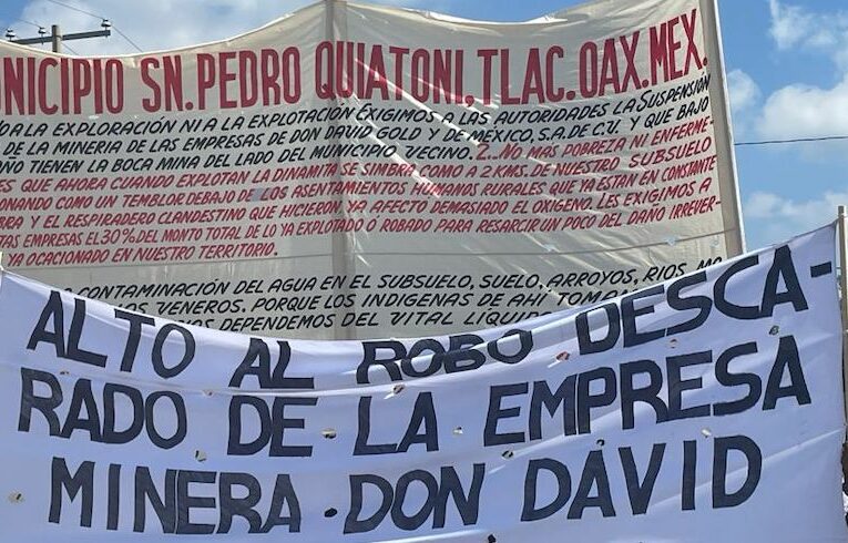 Pueblo zapoteco de Quiatoni dejó su comunidad en rechazo a las empresas mineras de Gold Resource Corp (Oaxaca)