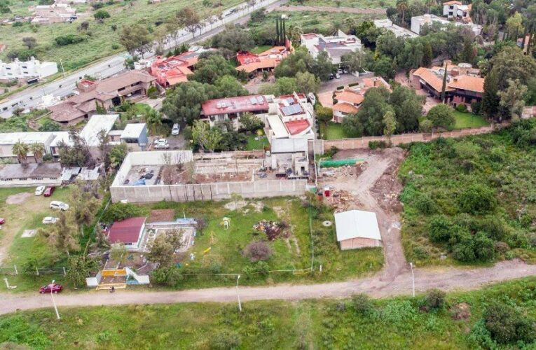 Municipio de León quita terreno a kínder para ampliar residencia de empresario (Guanajuato)