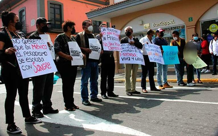 ¡No queremos más compañeros asesinados! Exigen en Orizaba, Veracruz