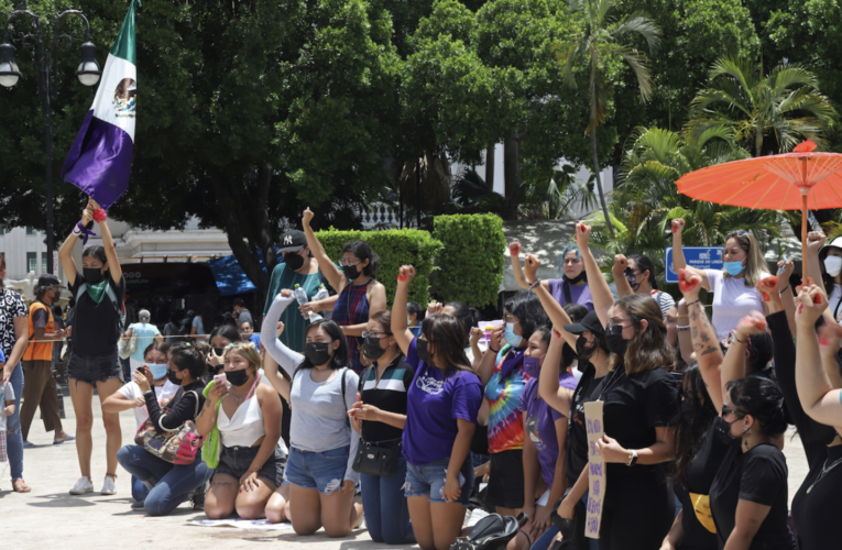 Feministas yucatecas protestaron por todas las mujeres desaparecidas