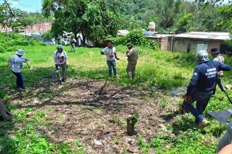 Colectivo Luz de Esperanza localiza fosa en Tlaquepaque, autoridades habían descartado el lugar(Jalisco)