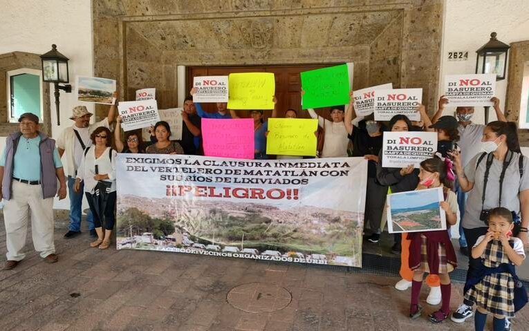 Vecinos piden el cierre definitivo del vertedero de Matatlán por ríos contaminados de lixiviados (Jalisco)