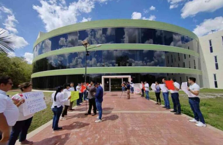 Protestan otra vez en la Universidad Intercultural Maya de Quintana Roo por mejoras salariales