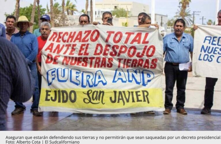 Ejidatarios se manifiestan en el Palacio de Gobierno(Baja California Sur)
