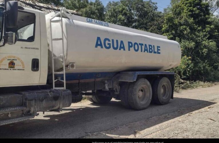 Habitantes de Felipe Carrillo Puerto bloquean paso de 2 pipas de agua para presionar a CAPA (Quintana Roo)