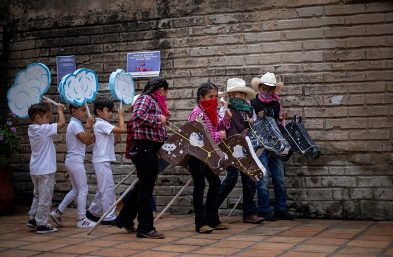 Niñas y niños de Temacapulín llevan la lucha por el agua al escenario teatral