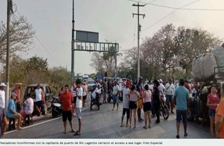 Bloquean entrada a Río Lagartos en Yucatán; pescadores denuncian abusos